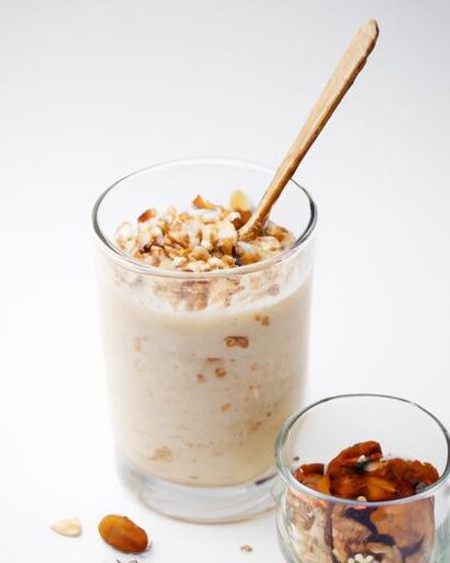 Power Up Your Day: Whey, Oats & Almond Butter Smoothie