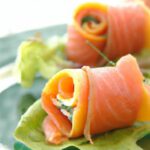 Whip Up 10-Minute Smoked Salmon Pinwheels: Tasty & Easy
