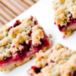 Delight in Every Bite: Irresistible Raspberry Crumble Bars