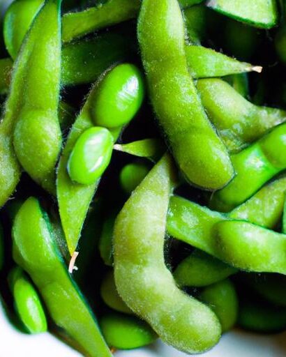 Edamame with Sea Salt: A Nutritious Snack Boosted by Flavor