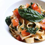Quick & Tasty: 10-Minute Tomato Spinach Pasta Recipe