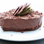Decadent Chocolate Avocado Mousse Cake: A Healthy Indulgence